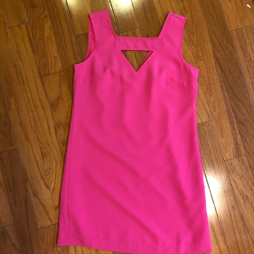 Pink Sleeveless shift dress